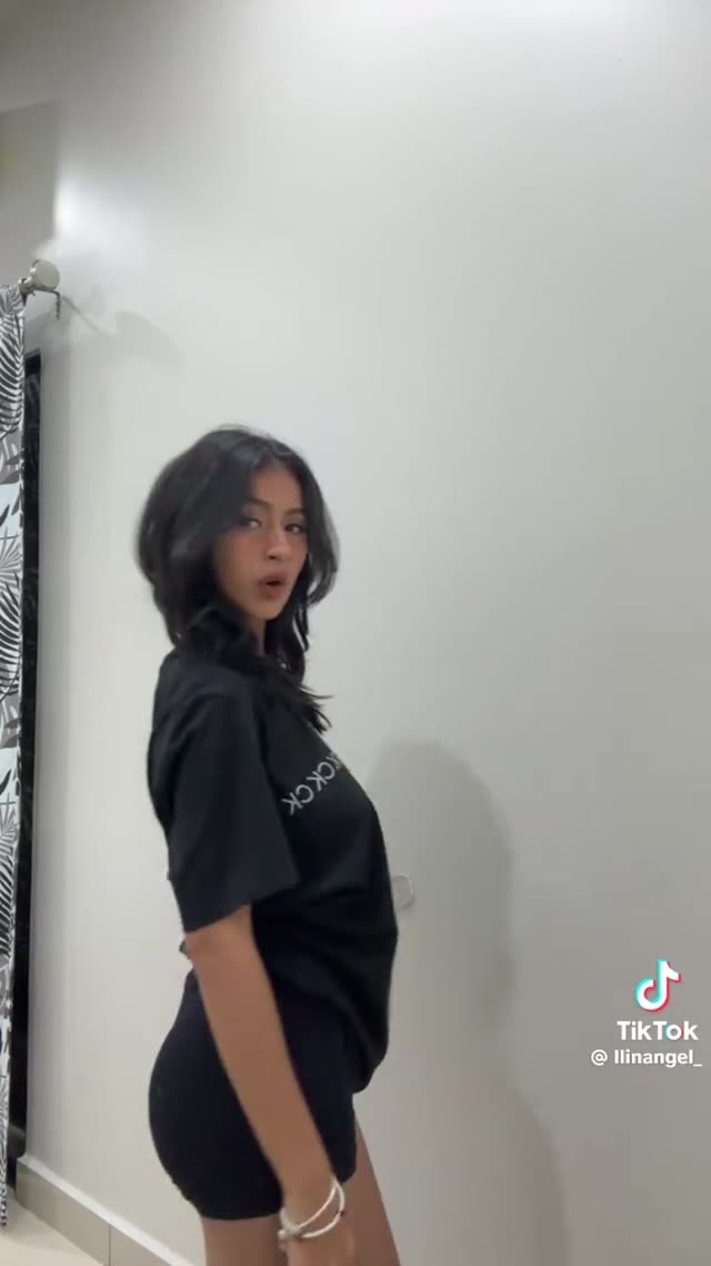 Angelinadiiiaz Clip #6qKTc2