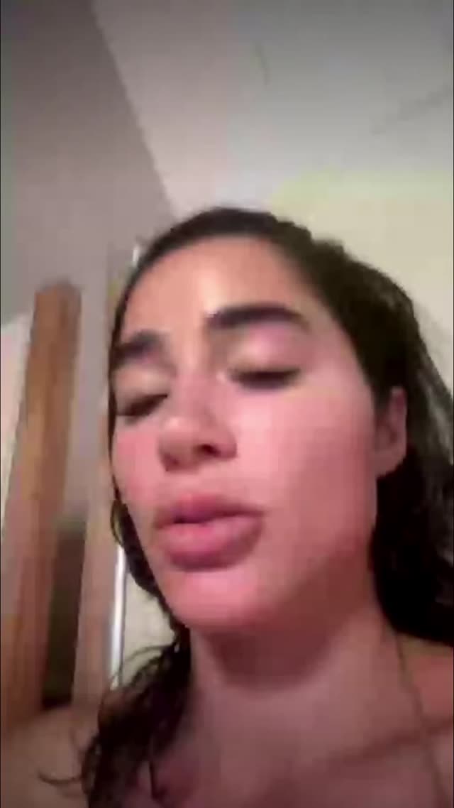 Bruluccas Clip #4vJLm7