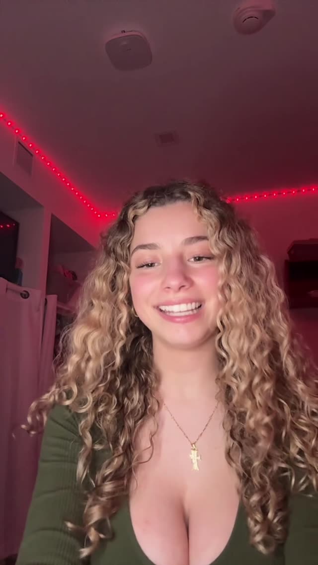 Kirapregiato Clip #9yMERm