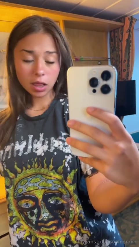 Sophieraiin Clip #8fs62j