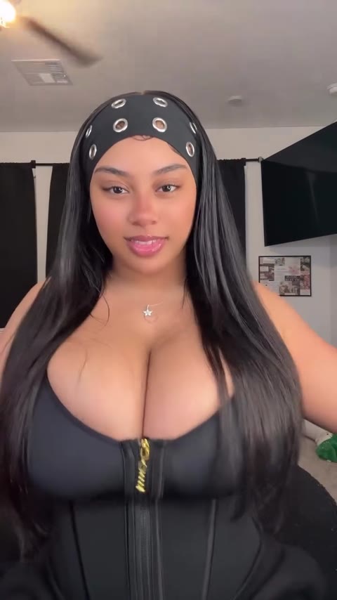 Jasmynaaliyah Clip #9AQFUU