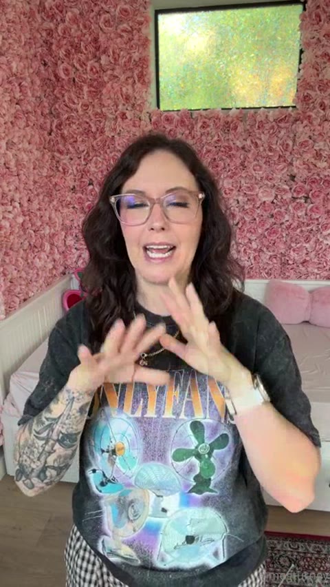 Megturney Clip #7a6KZz