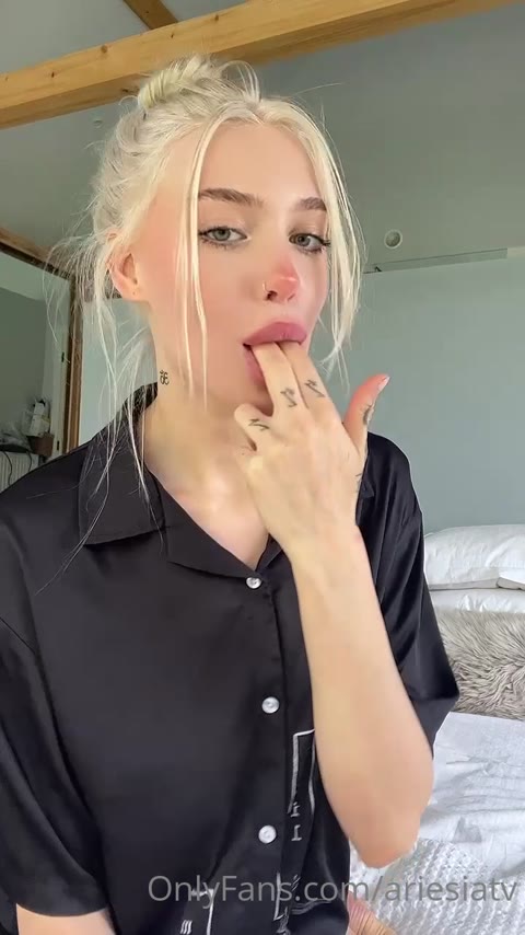 Ariesiagray clip