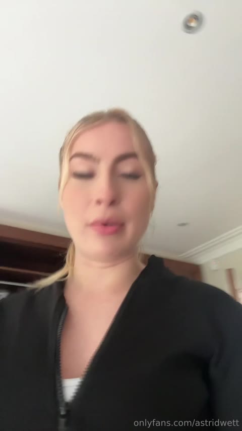 Astridwett Clip #7KdQLX
