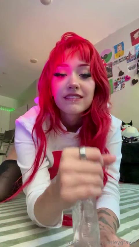 Charleygrayyy clip