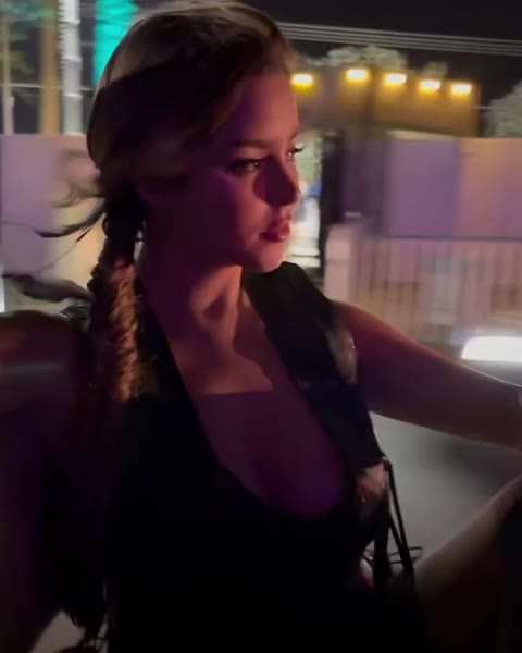 Demirose clip