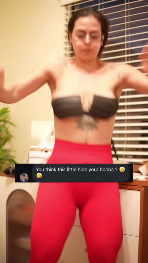 Addictiveana clip