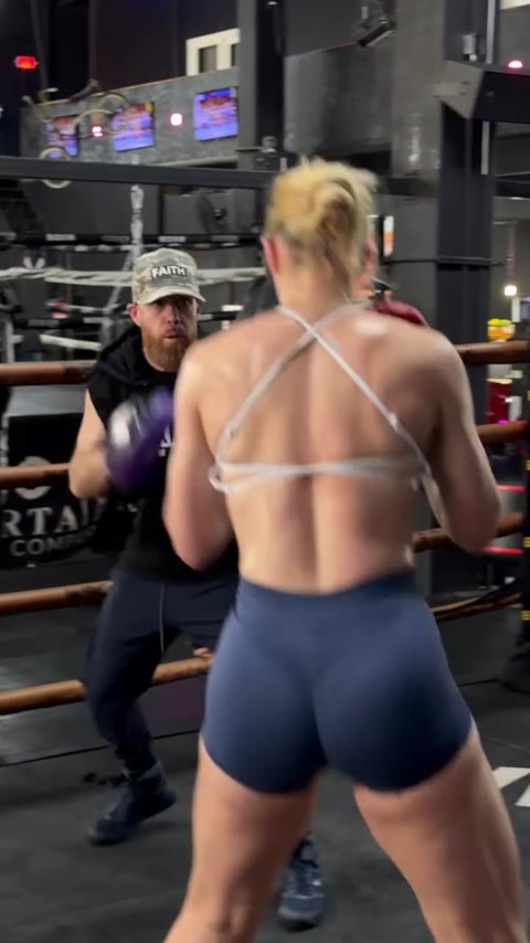 Veradijkmans Clip #Ufj4y