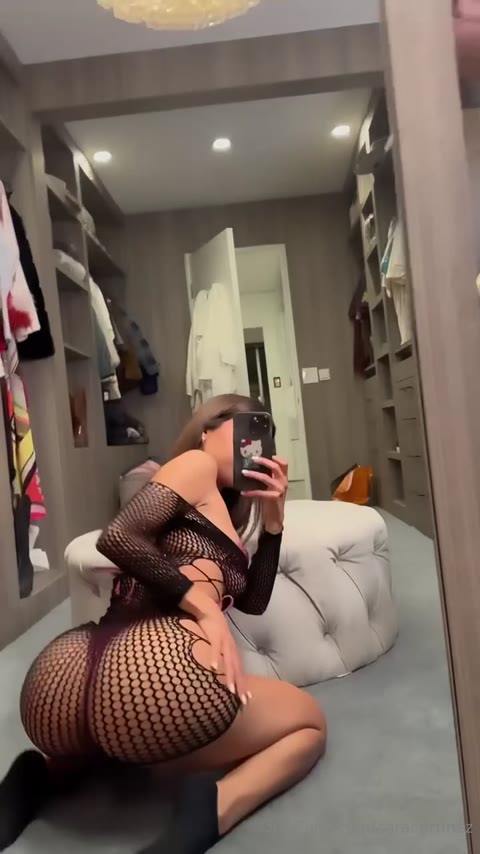 Sarahdavirgo clip