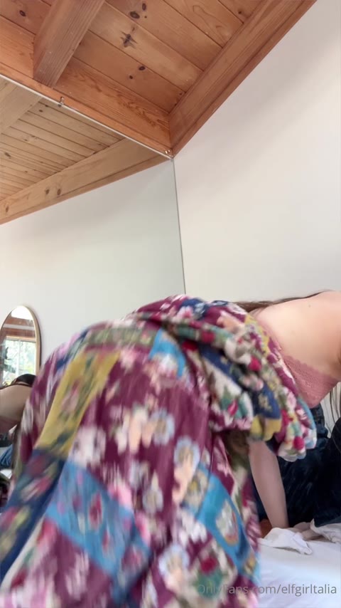 Elfgirltalia Clip #3BsAdL